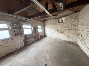 Photo 23- click for photo gallery